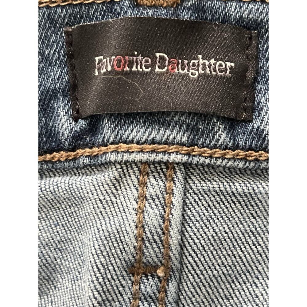 Women's Straight Leg Jeans - Blue - Picture 16 of 16